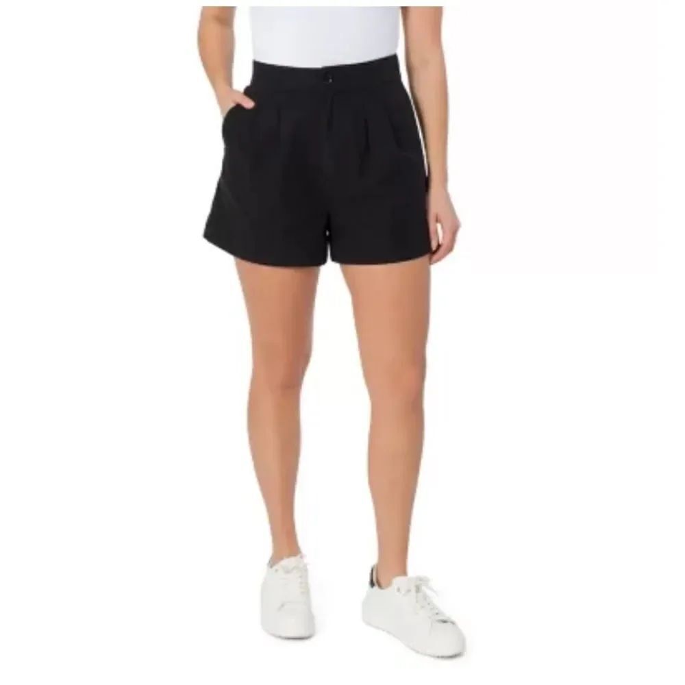 Joie Women's Pleated linen Short NWT
Black color size Large - Picture 2 of 14